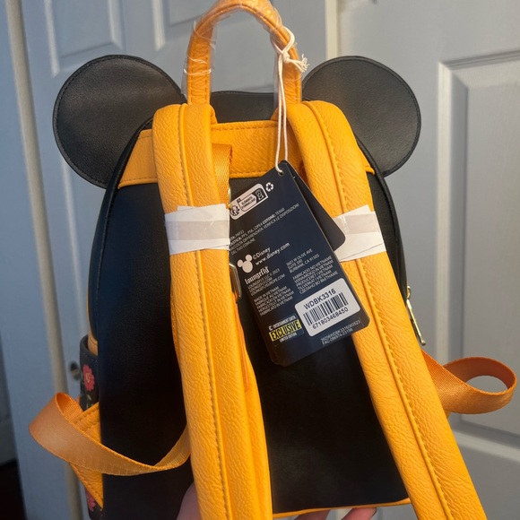 Loungefly Minnie Mouse Sugar Skull Minnie Mini-Backpack - Picture 2 of 2